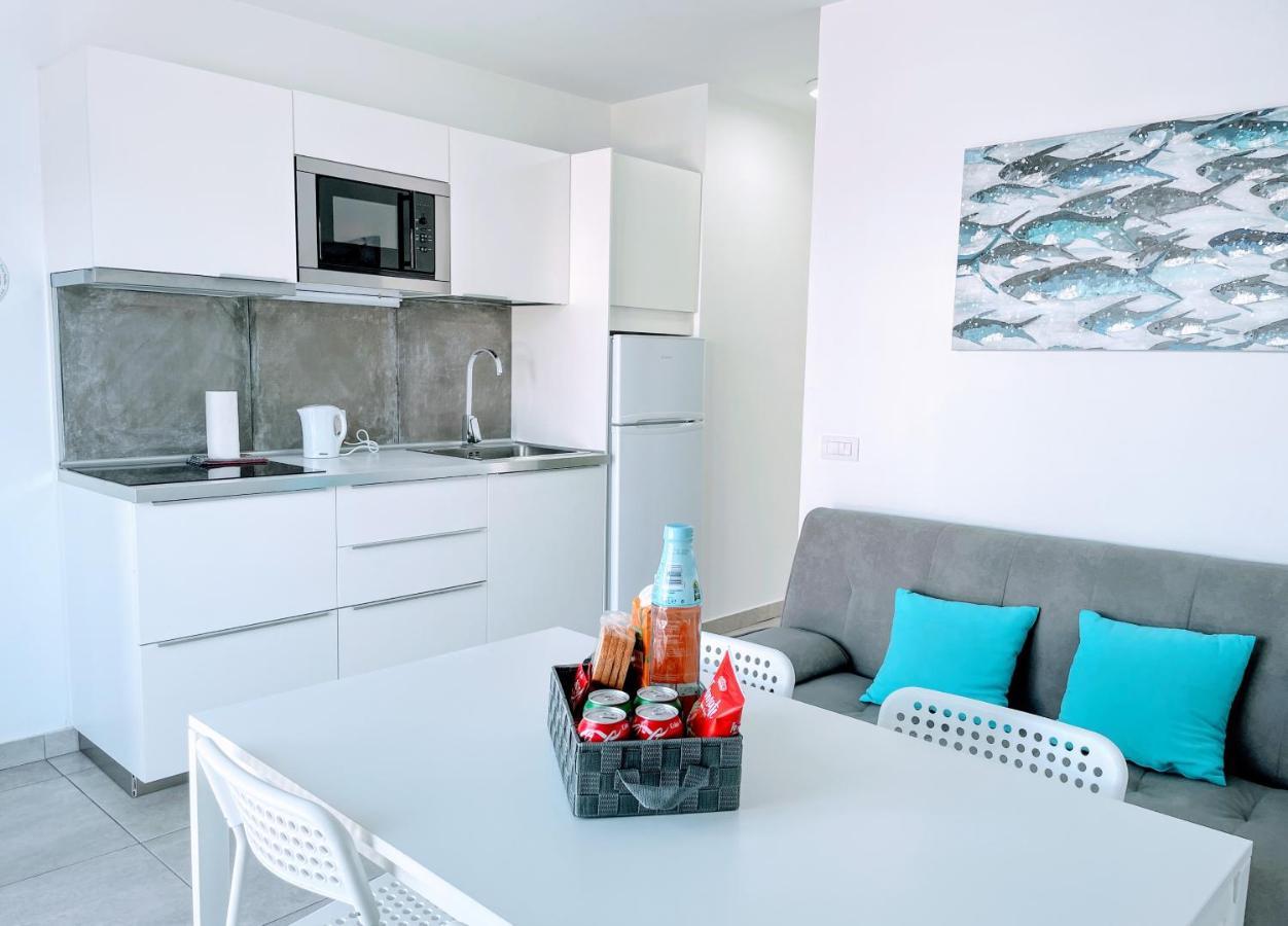 Blue Island Pool View & Wi-Fi By Irent Fuerteventura Apartment Corralejo Exterior photo