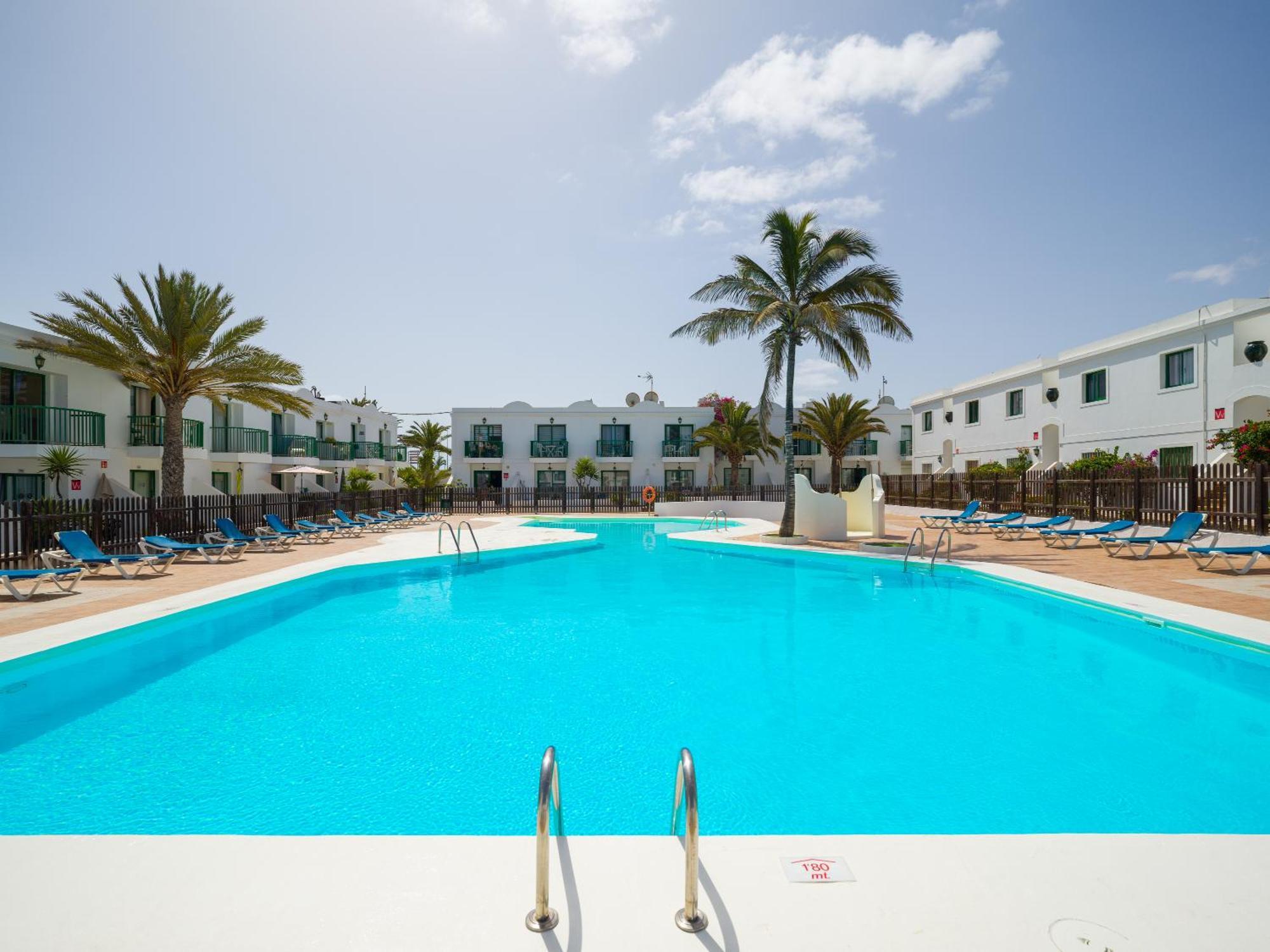 Blue Island Pool View & Wi-Fi By Irent Fuerteventura Apartment Corralejo Exterior photo
