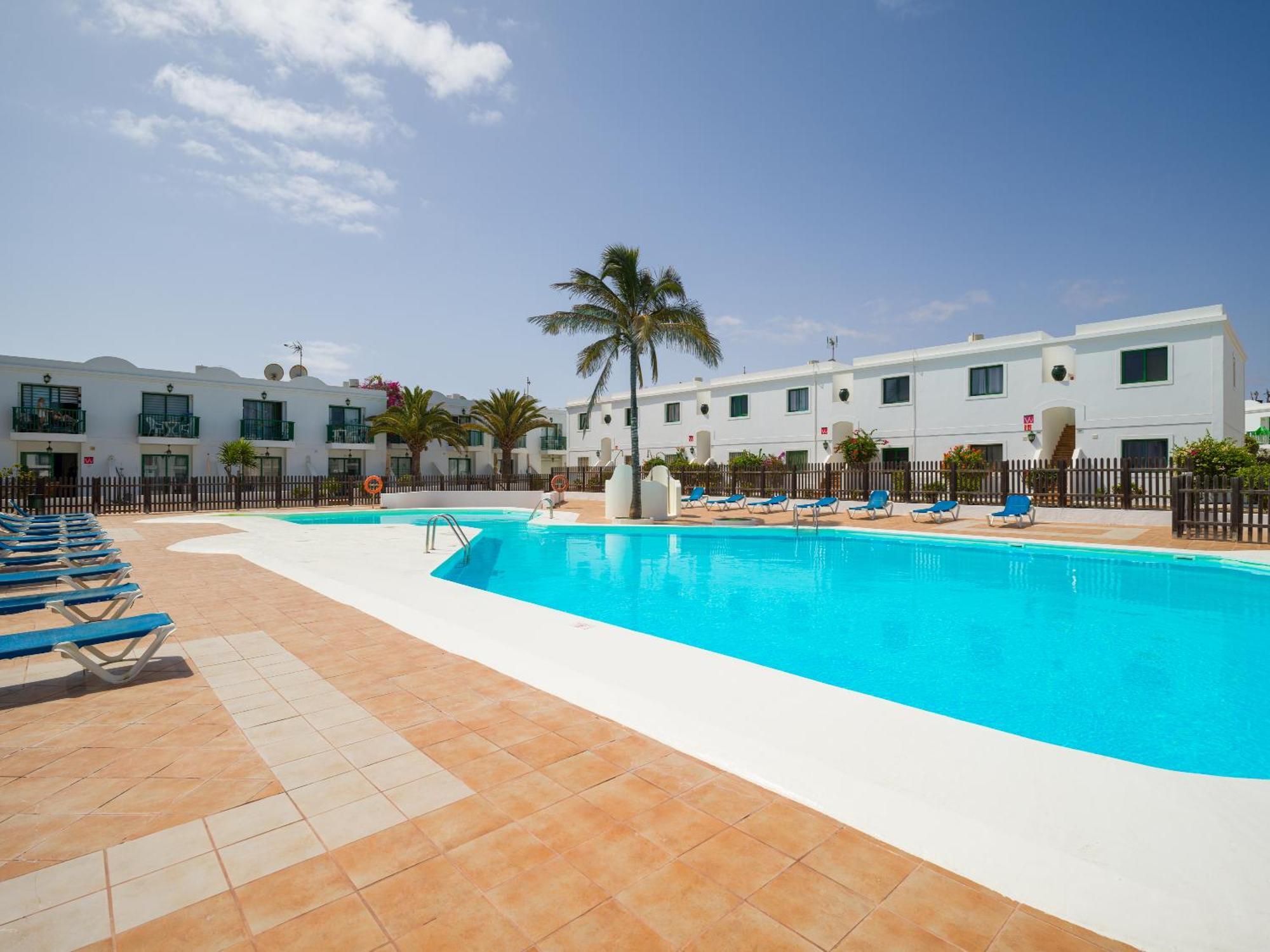 Blue Island Pool View & Wi-Fi By Irent Fuerteventura Apartment Corralejo Exterior photo