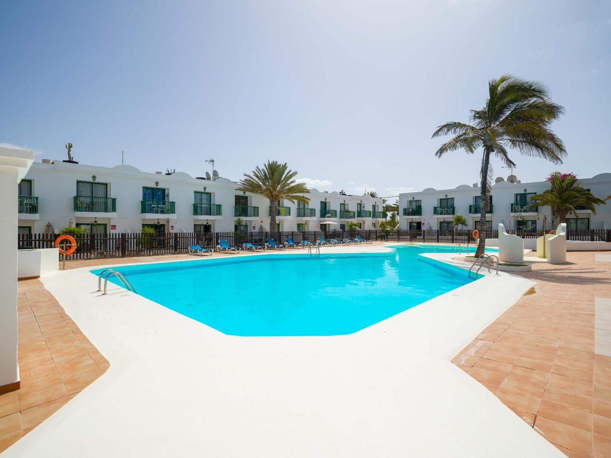 Blue Island Pool View & Wi-Fi By Irent Fuerteventura Apartment Corralejo Exterior photo